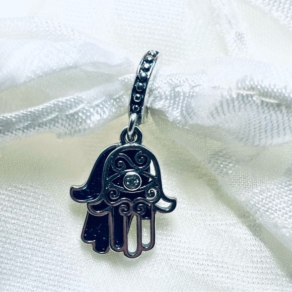 🧿 NWOT Blue Evil Eye Hamsa Hand Charm ✨ - Picture 5 of 12
